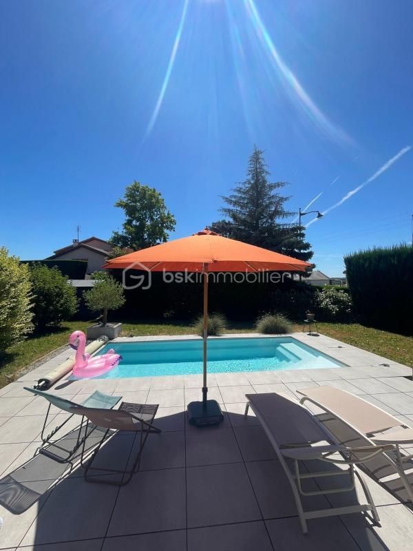 Maison - 110 m² - 4 pièces