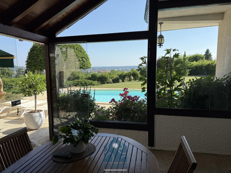 Villa - 182 m² - 7 pièces