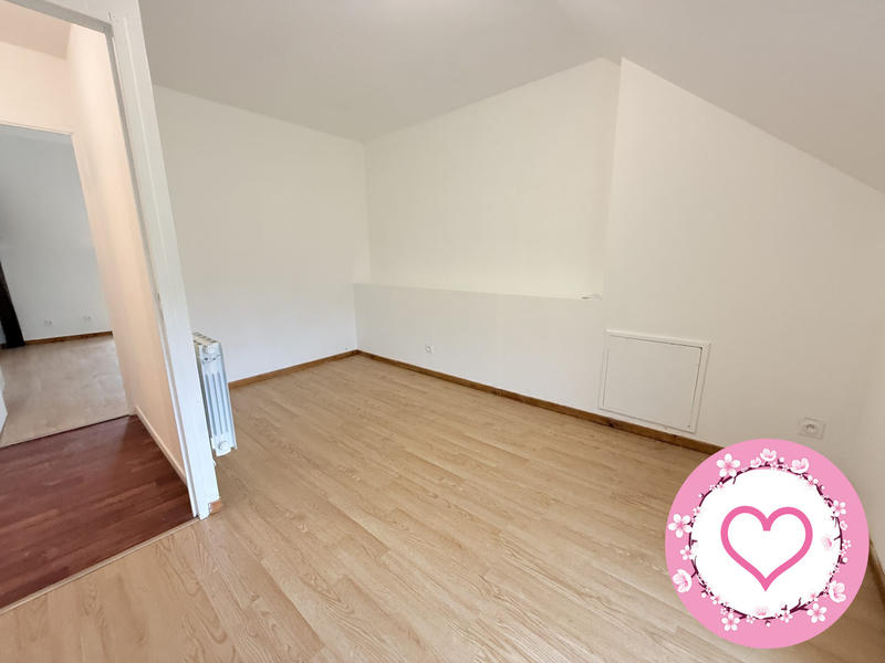 Maison - 96 m² - 4 pièces