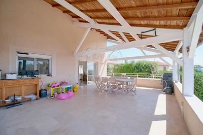 Maison - 180 m² - 6 pièces