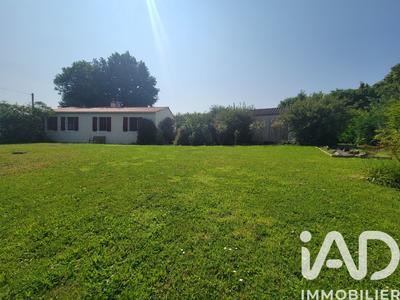 Maison - 81 m² - 4 pièces