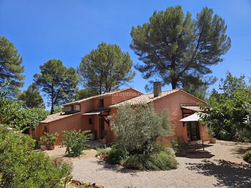 Maison - 155 m² - 5 pièces