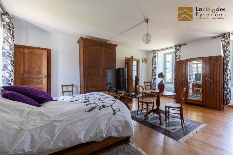 Maison - 170 m² - 6 pièces