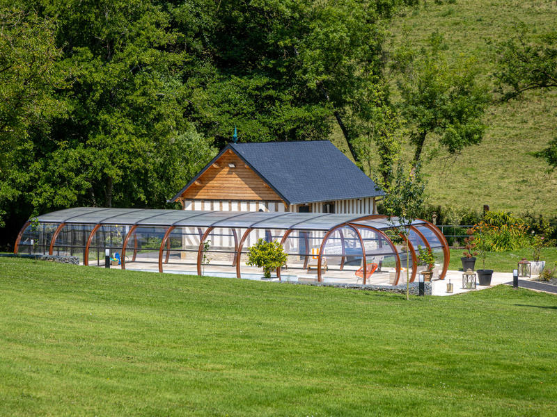 Demeure - 836 m² - 18 pièces