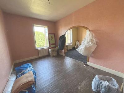 Maison - 92 m² - 8 pièces