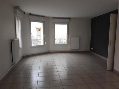 Appartement - 79 m² - 3 pièces