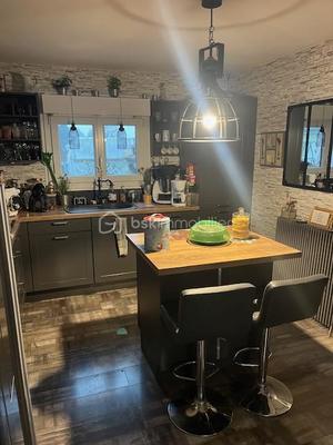 Pavillon - 132 m² - 7 pièces