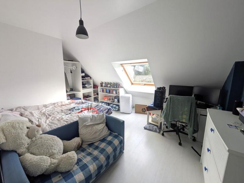 Maison - 167 m² - 8 pièces