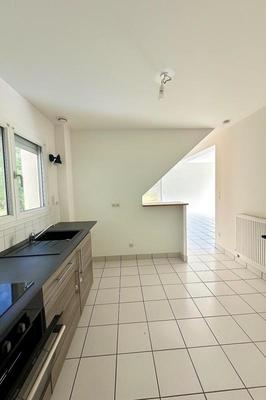 Maison traditionnelle - 105 m² - 7 pièces