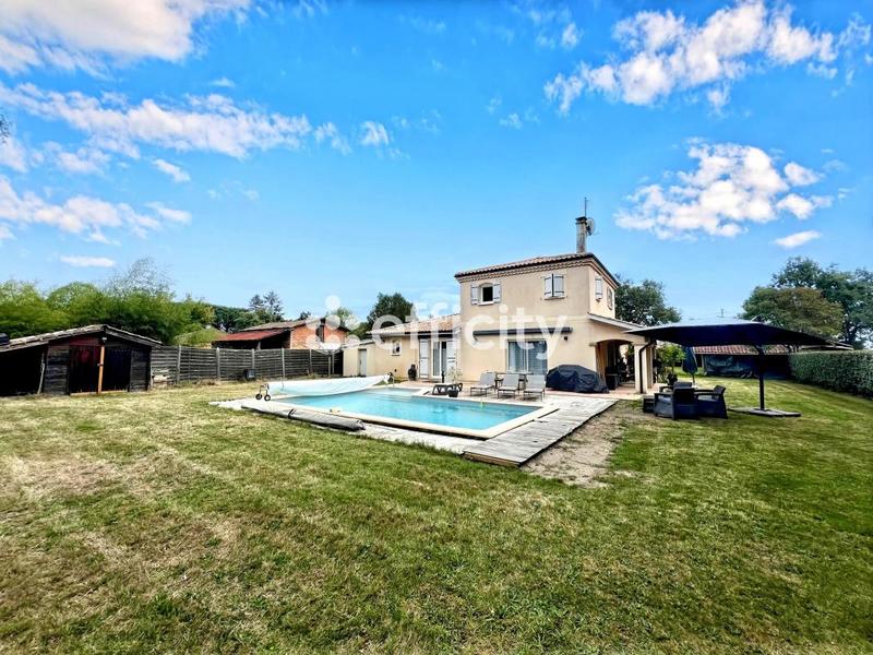 Maison - 146 m² - 6 pièces