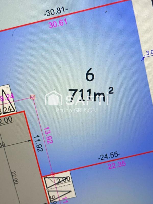 Terrain - 711 m²