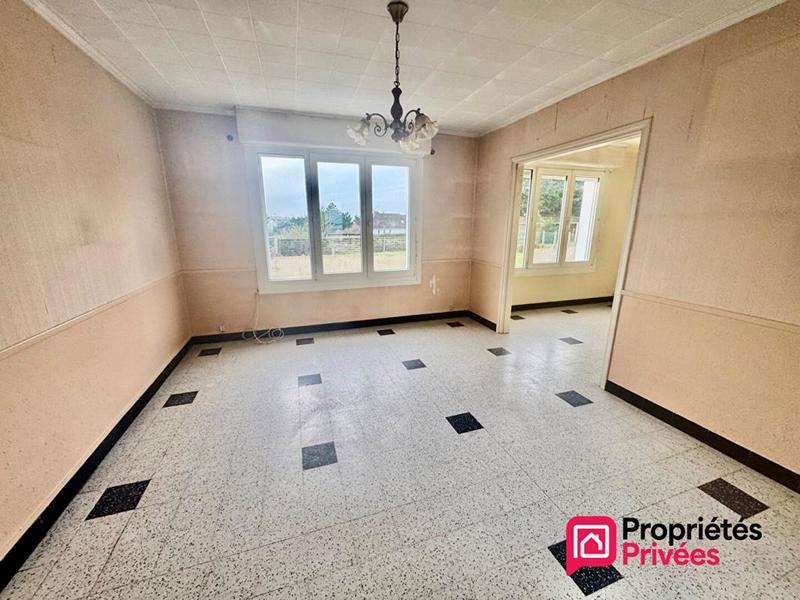 Maison - 93 m² - 7 pièces