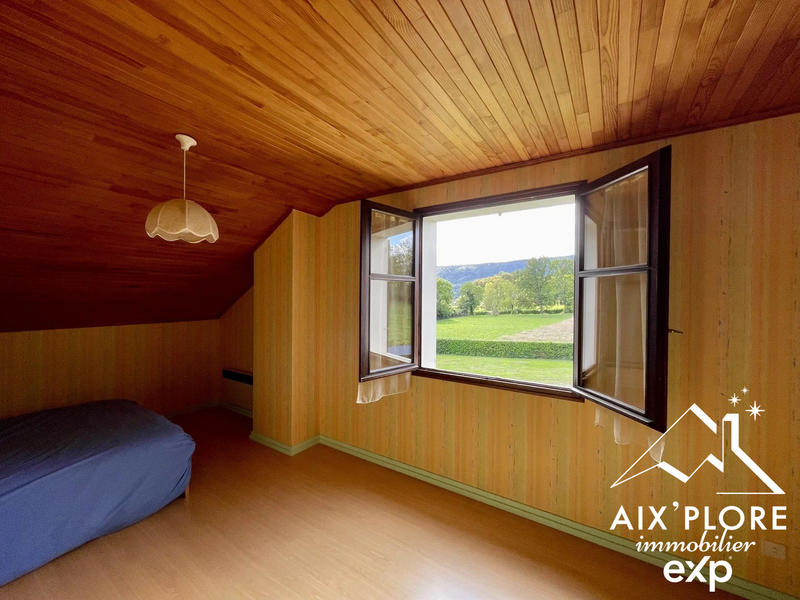 Maison - 149 m² - 8 pièces