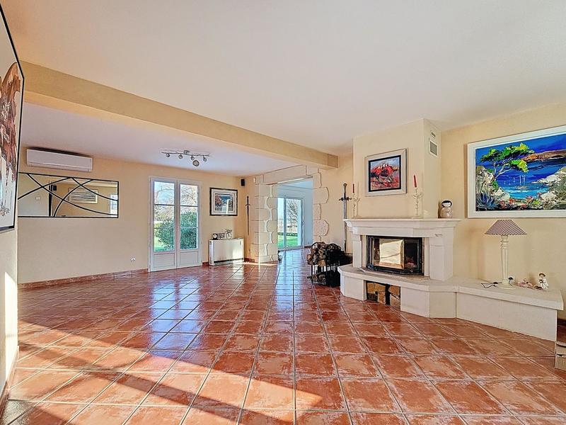 Maison - 200 m² - 7 pièces