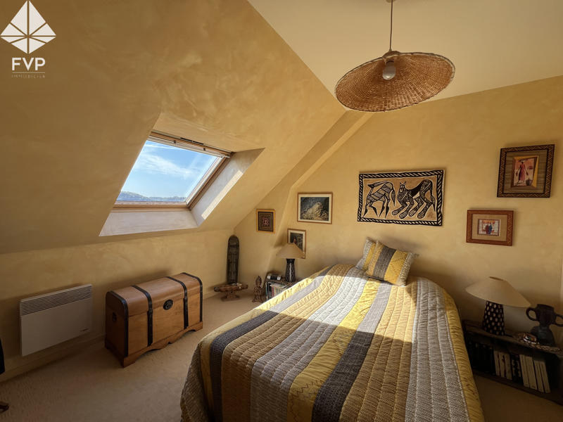 Maison - 121 m² - 4 pièces