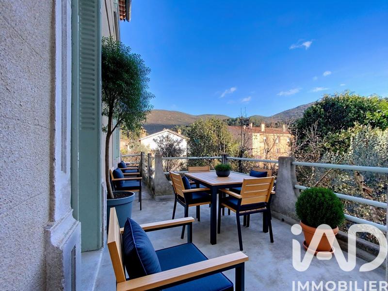 Appartement - 77 m² - 4 pièces