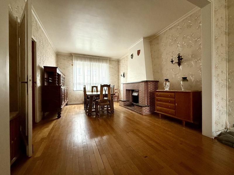 Maison - 149 m² - 6 pièces