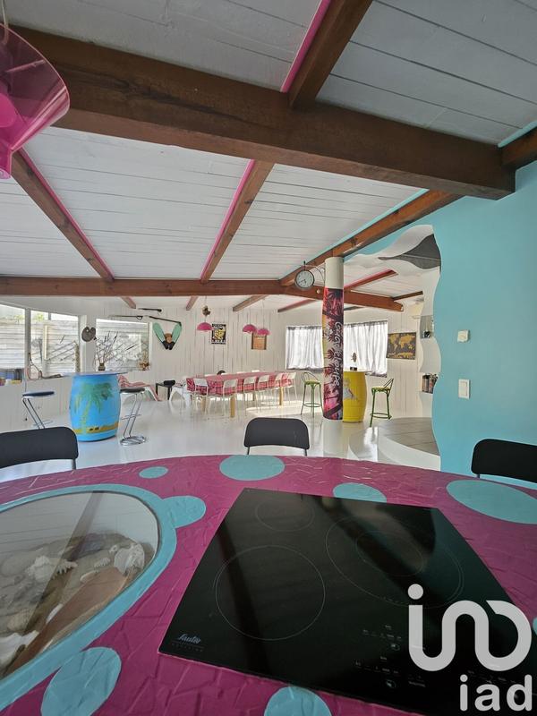 Maison - 217 m² - 5 pièces