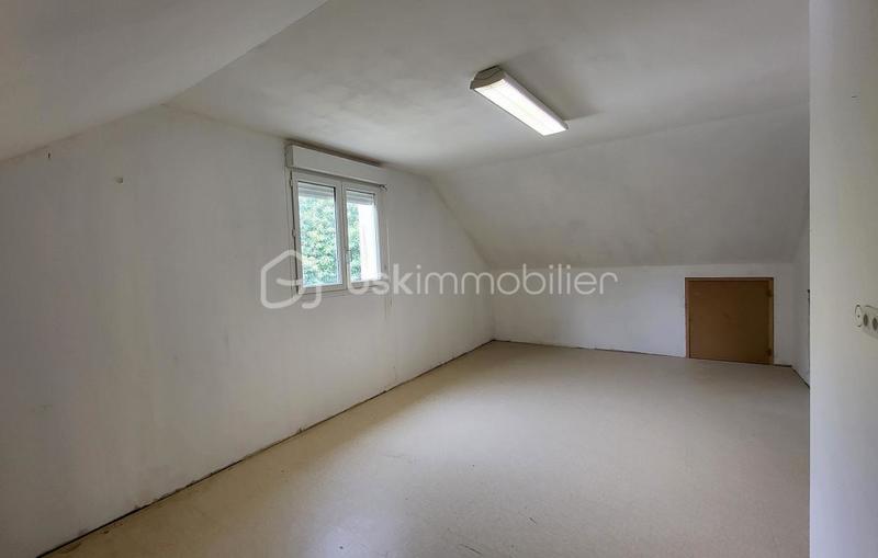 Pavillon - 210 m² - 8 pièces