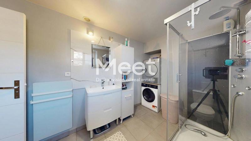 Maison - 140 m² - 4 pièces