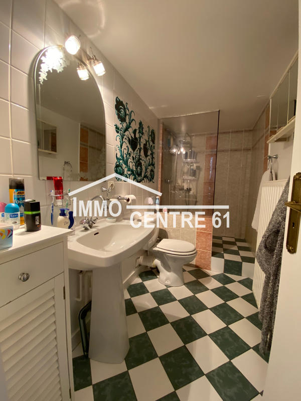 Maison - 180 m² - 6 pièces