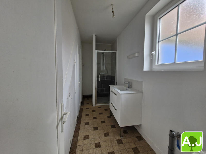 Maison - 102 m² - 4 pièces