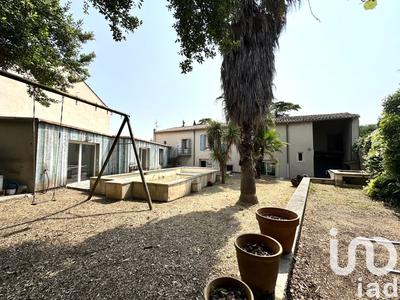 Maison - 236 m² - 9 pièces