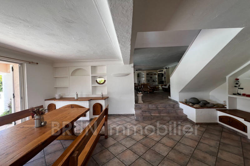 Villa - 280 m² - 7 pièces