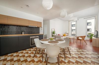 Appartement - 92 m² - 5 pièces