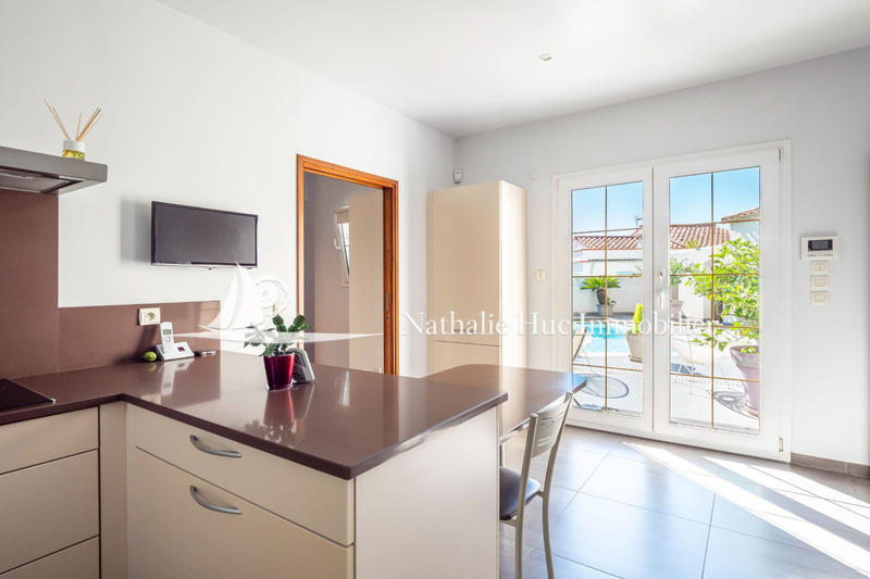 Maison - 204 m² - 7 pièces