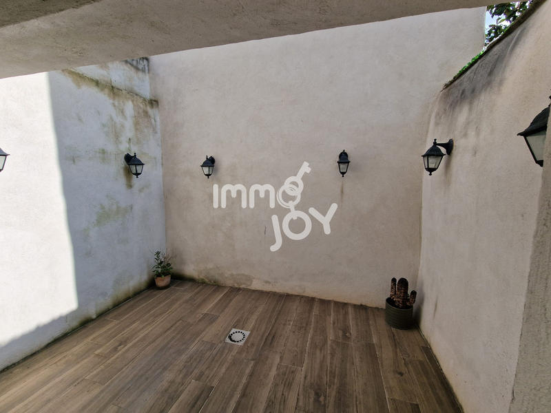 Maison - 95 m² - 4 pièces