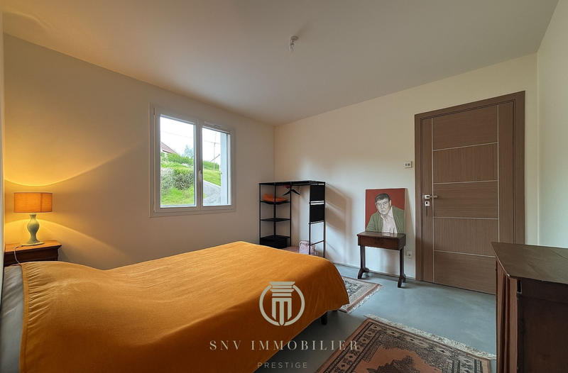 Villa - 200 m² - 7 pièces