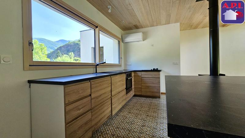 Maison - 145 m² - 7 pièces