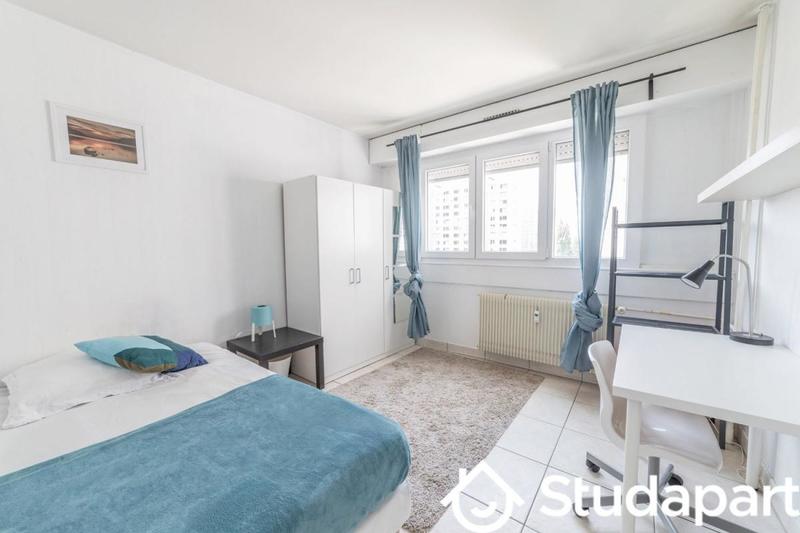 Chambre - 15 m² - 1 pièce