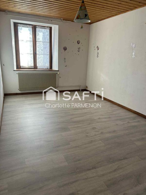 Maison - 215 m² - 6 pièces