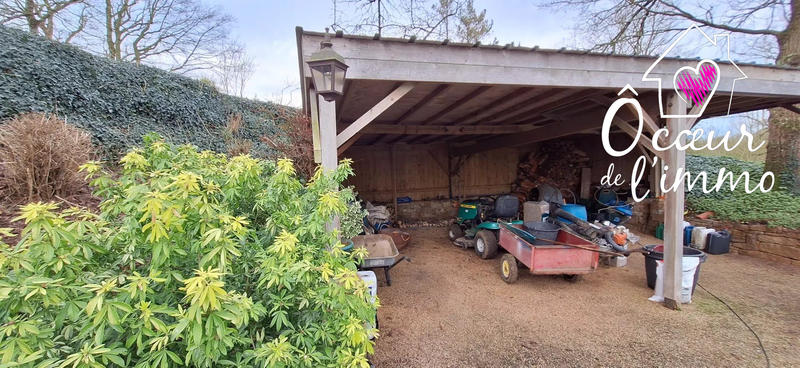 Maison - 309 m² - 9 pièces