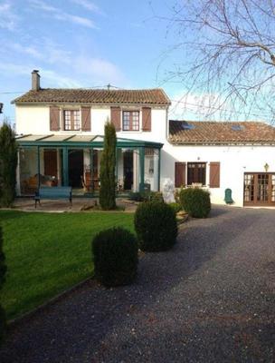 Maison - 174 m² - 6 pièces