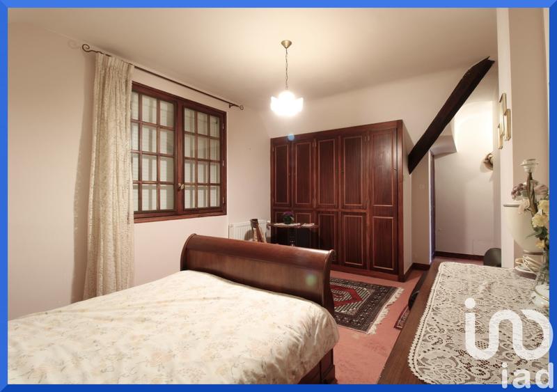 Maison - 177 m² - 7 pièces