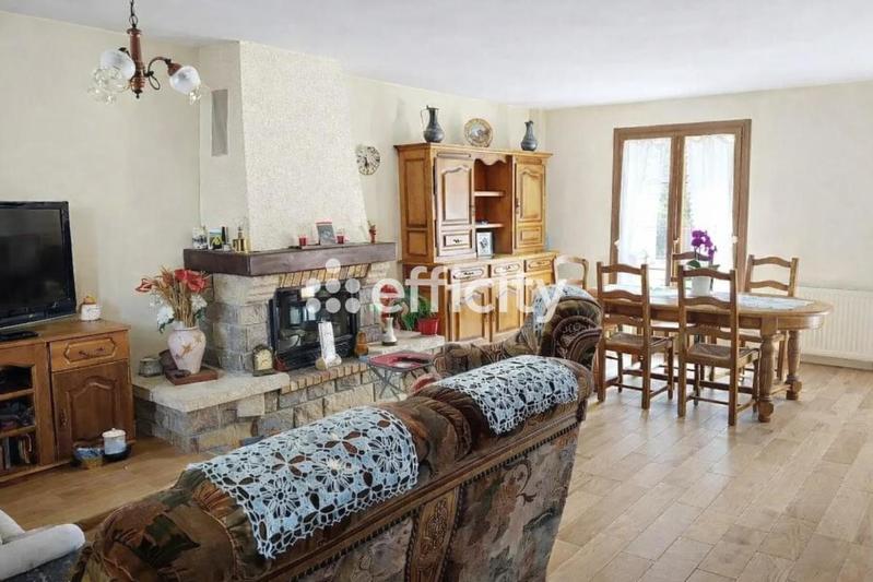 Maison - 110 m² - 6 pièces