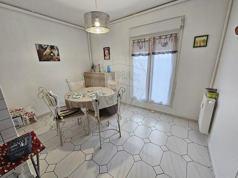 Appartement - 67 m² - 2 pièces