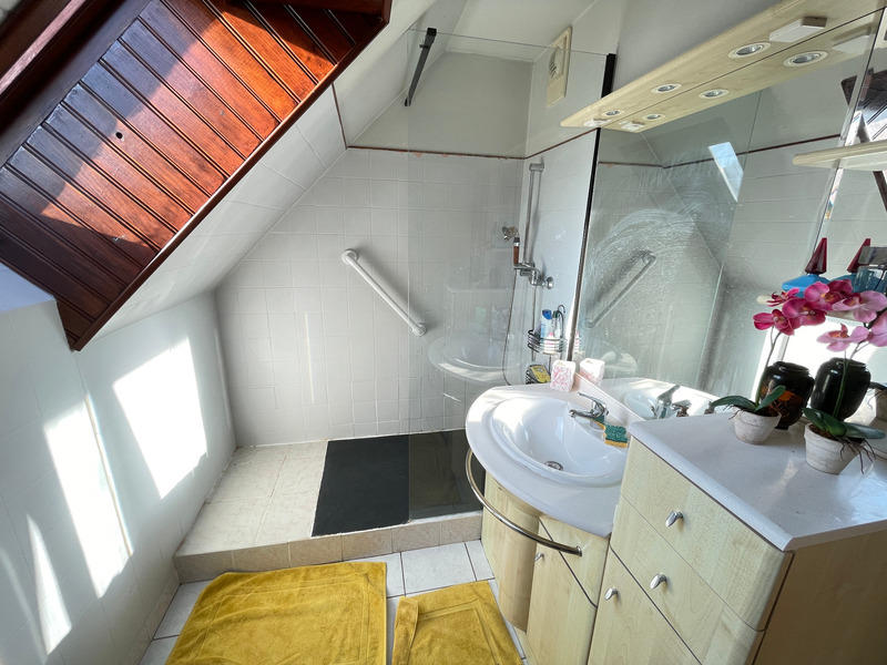 Maison - 98 m² - 5 pièces