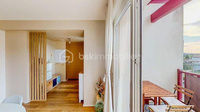 Appartement - 75 m² - 4 pièces