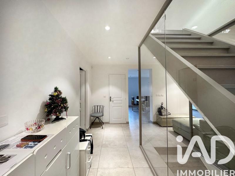 Maison - 192 m² - 8 pièces