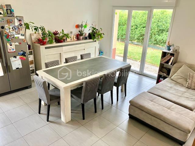 Maison - 100 m² - 5 pièces