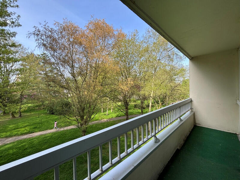 Appartement - 80 m² - 3 pièces