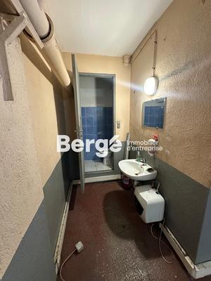 Local commercial - 107 m²