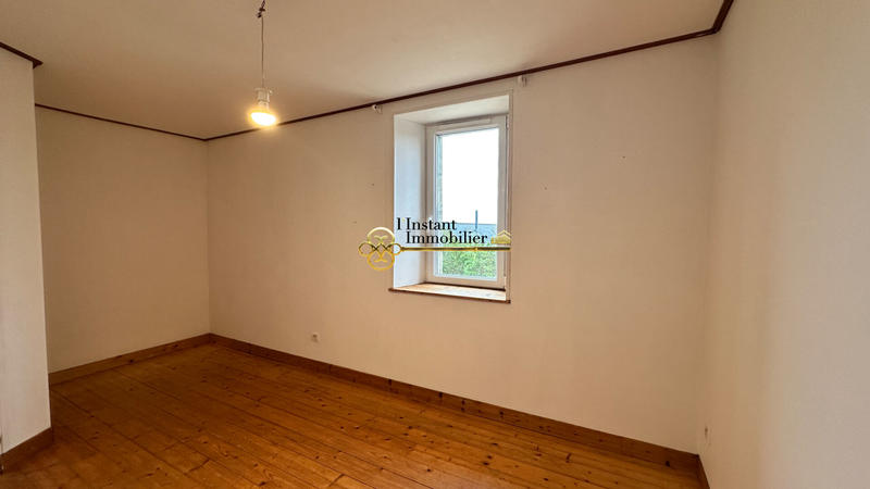 Maison - 102 m² - 5 pièces