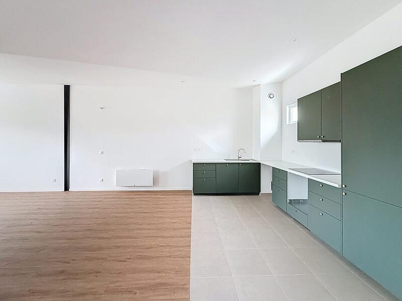 Appartement - 89 m² - 4 pièces