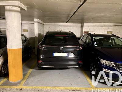 Parking - 13 m²