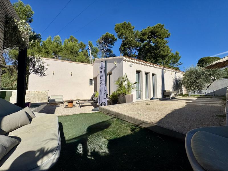 Maison - 96 m² - 5 pièces